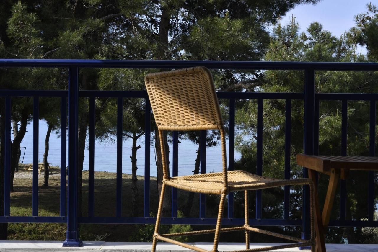 Summerday Villa Private Beach Nea Irakleia Exteriör bild